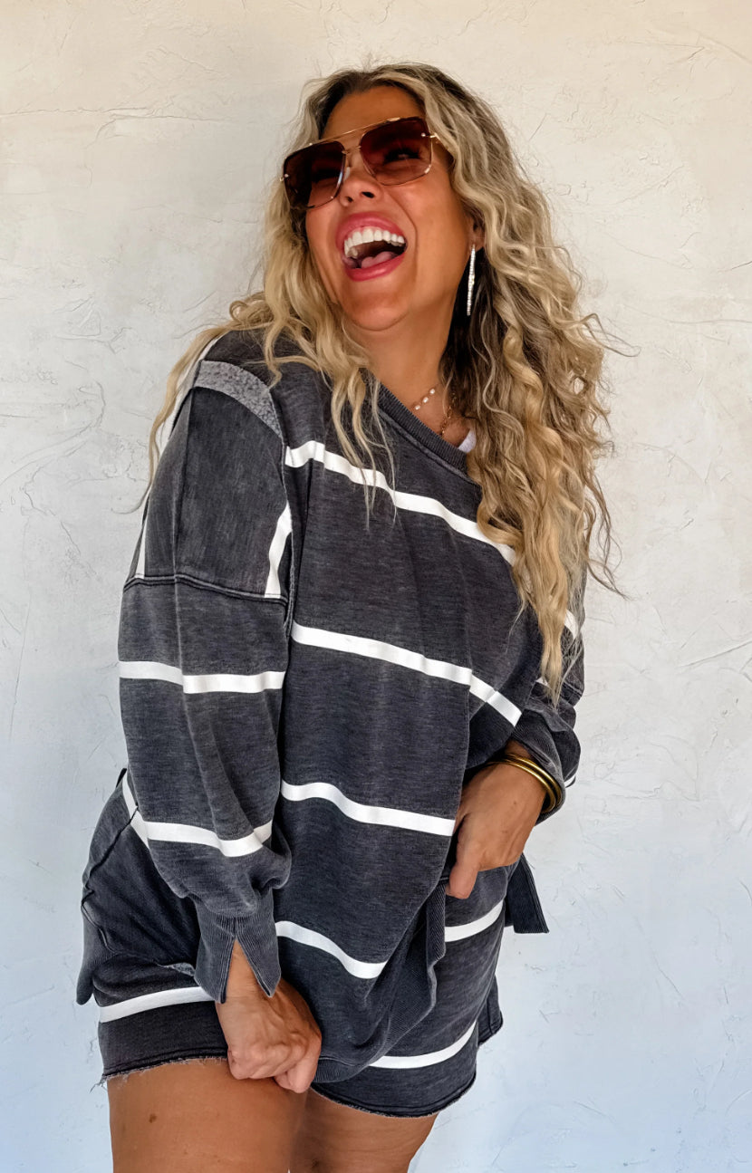 CLASSIC CREW STRIPED PULLOVER & SHORTS SET