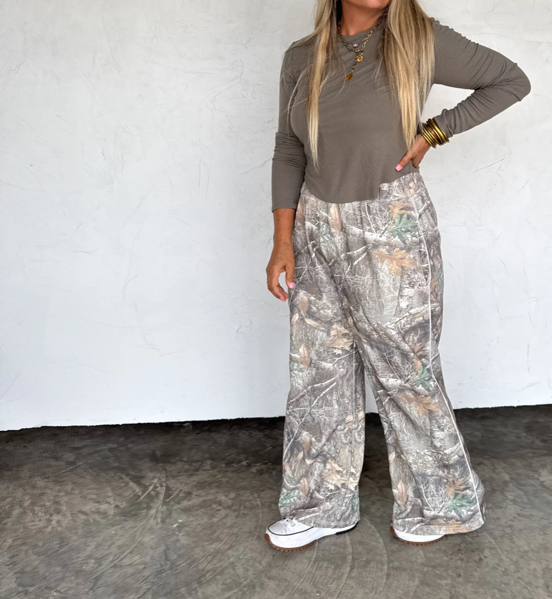 DRIFT AWAY WIDE LEG JOGGERS